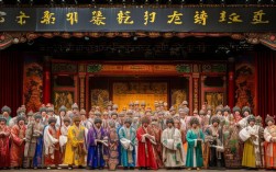 徐汇燕萍京剧团在京剧艺术传承与创新中有何独特之处？