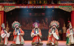 京剧二进宫唱词如何展现忠奸斗争与家国情怀？