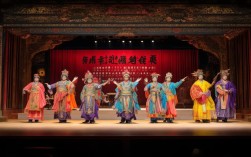 京剧演出中，国粹的独特魅力究竟如何展现？