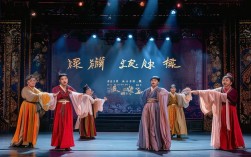 现代戏曲名段为何能成为连接传统与当代的重要桥梁？